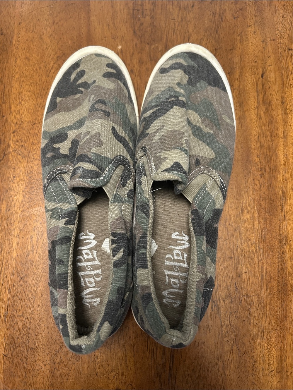 Mad Love Slip-On Sneakers - Green Camo